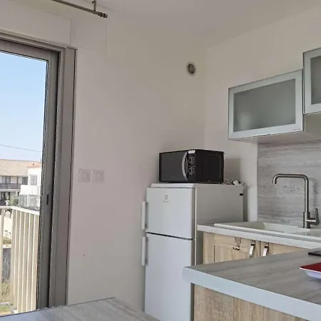 Moderne, Proche Et Commerces, Terrasse Ensoleillee - Fr-1-326-699 Apartment *
